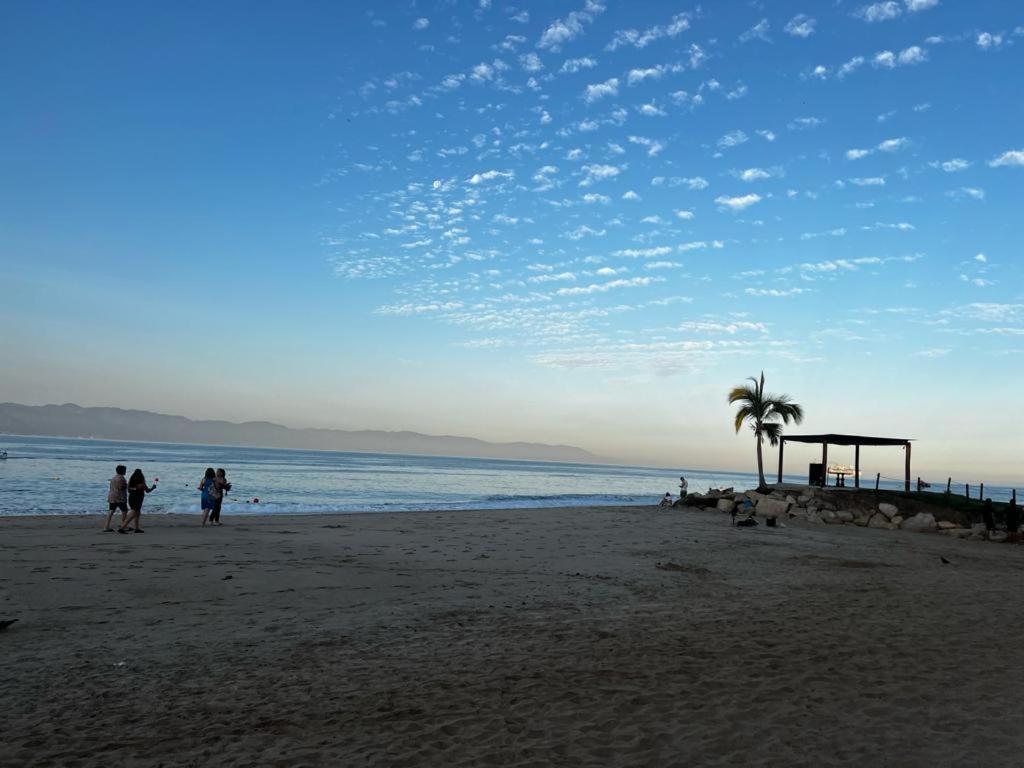 Beachfront View Condo Beside La Isla Mall Puerto Vallarta Kültér fotó